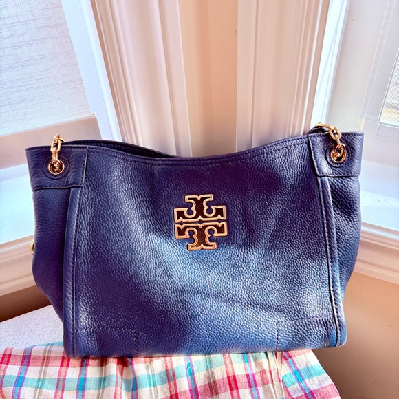 Tory Burch Britten Small Slouchy Tote in Blue/Teal with Gold Chain Strap - Picture 2 of 13